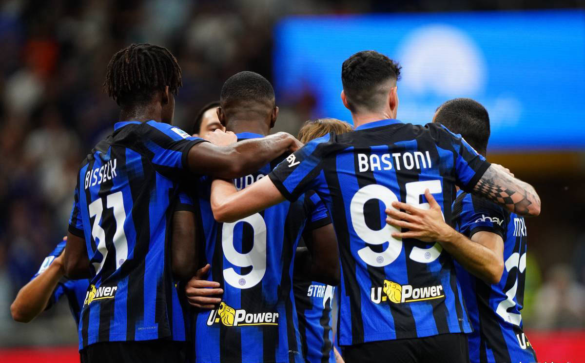 比赛中出任 比赛中出任