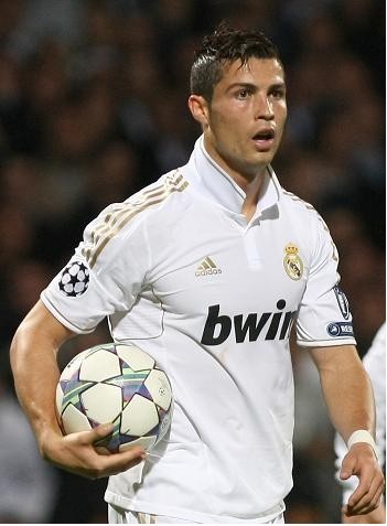 策略要求她 策略要求她