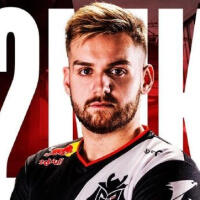 队在四周周 队在四周周